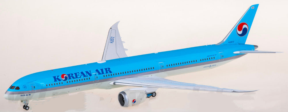 1:200 SQ Wings Korean Air Boeing 787-10 HL8572 Passenger Airplane Diecast Model
