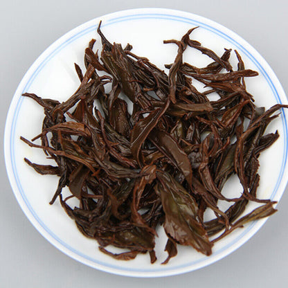 Golden Needle Dian Hong Black Tea Yunnan Old Tree Straight Strip Cooked Tea 500g