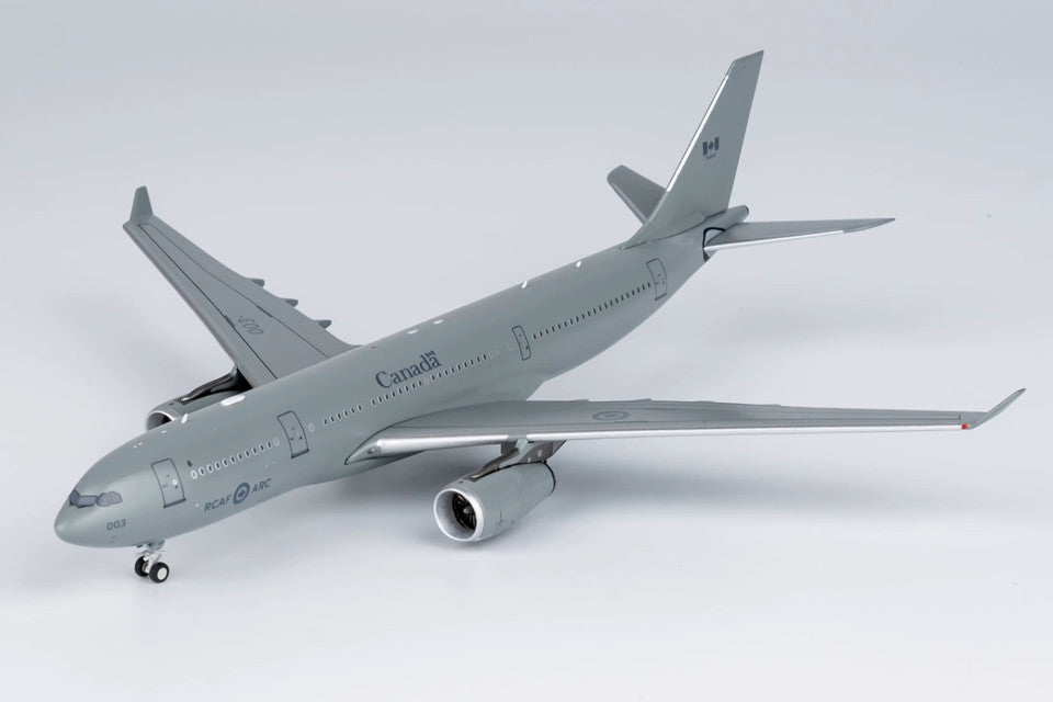 1:400 NG Model RCAF AIRBUS A330-200 Passenger Airplane Diecast Aircraft Model