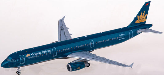 1:200 JC Wings Vietnam Airlines AIRBUS A321 Passenger Airplane Diecast Model