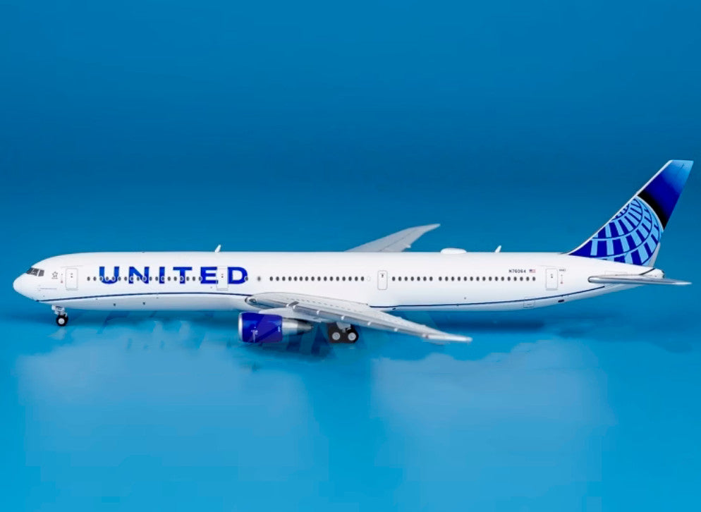 1:400 GeminiJets UNITED BOEING 767-400ER Passenger Airplane Diecast Plane Model