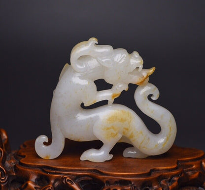 Chinese Top Natural Hetian Jade Carved Exquisite Fierce Dragon Statue Figurines
