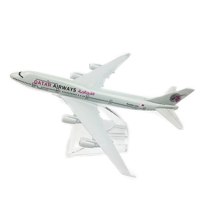 1:400 A380 Qatar Airways Plane Metal Airplane Model Plane Alloy Plane Deco Model
