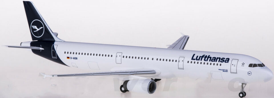 1:200 Hogan Lufthansa AIRBUS A321 Passenger Airplane ABS Plastic Aircraft Model