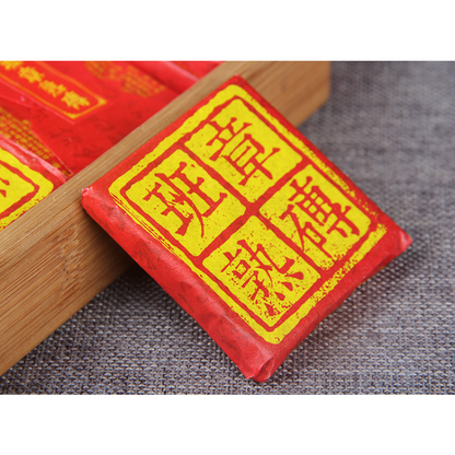 Class Seal Golden Bud Ancient Tree Tea 36g * 10 Pu'er Tea Brick Old Cooked Tea