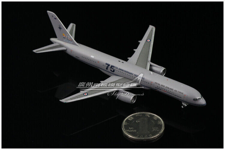 1:400 JC Wings ROYAL NEW ZEALAND AIR FORCE BOEING 757-200 Airplane Diecast Model