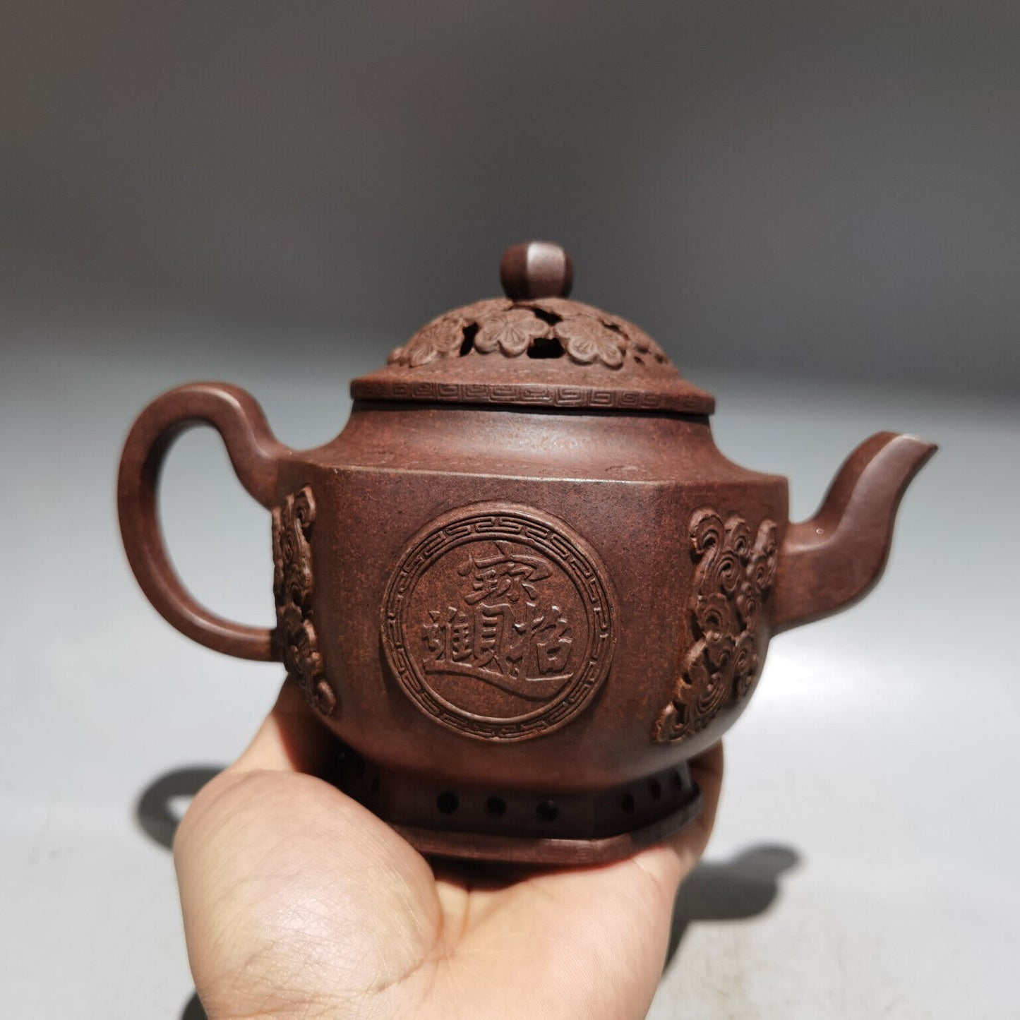 Chinese Yixing Zisha Clay Handmade Exquisite Teapot（招财进宝 低款：曼晞陶艺）