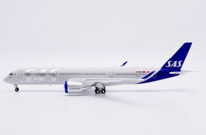 1:400 JC Wings SAS Airbus A350-900XWB Passenger Airplane Diecast Aircraft Model