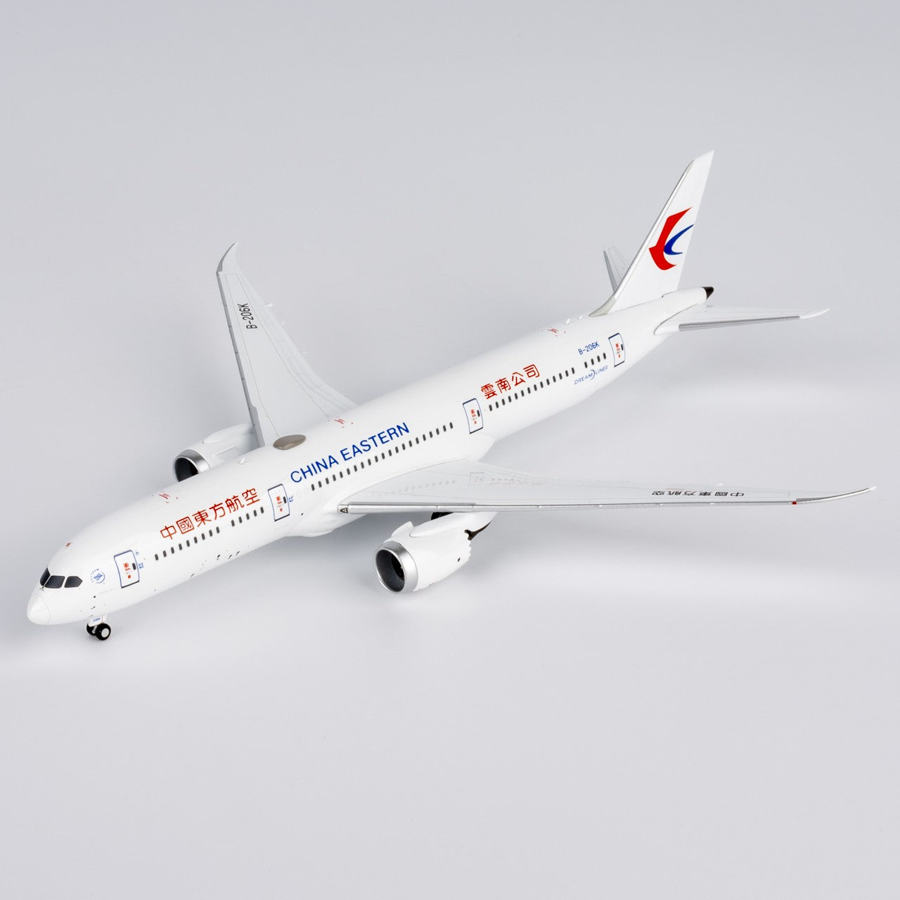 1:400 NGmodels China Eastern Boeing 787-9 Passenger Airplane Diecast Plane Model