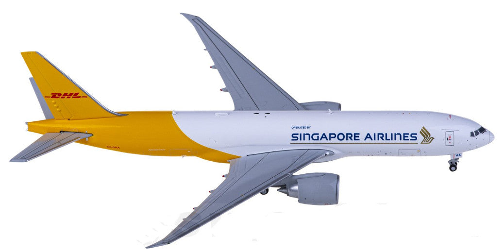 1:400 JC Wings SINGAPORE AIRLINES BOEING 777-200LRF Aircraft Diecast Plane Model