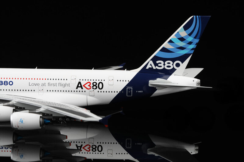 1:200 37CM SQ Wings AIRBUS A380 Passenger Airplane Diecast Plane Aircraft Model