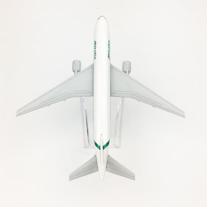1:400 16cm Alitalia B777 Plane Model Alloy Aircraft Diecast Airplane Ornaments