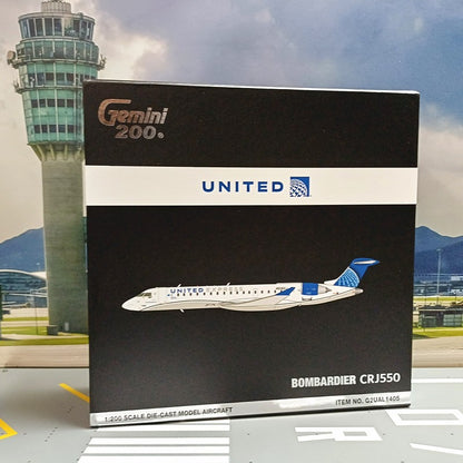 1:200 Geminijets United Airlines Bombardier CRJ550 Airplane Diecast Plane Model