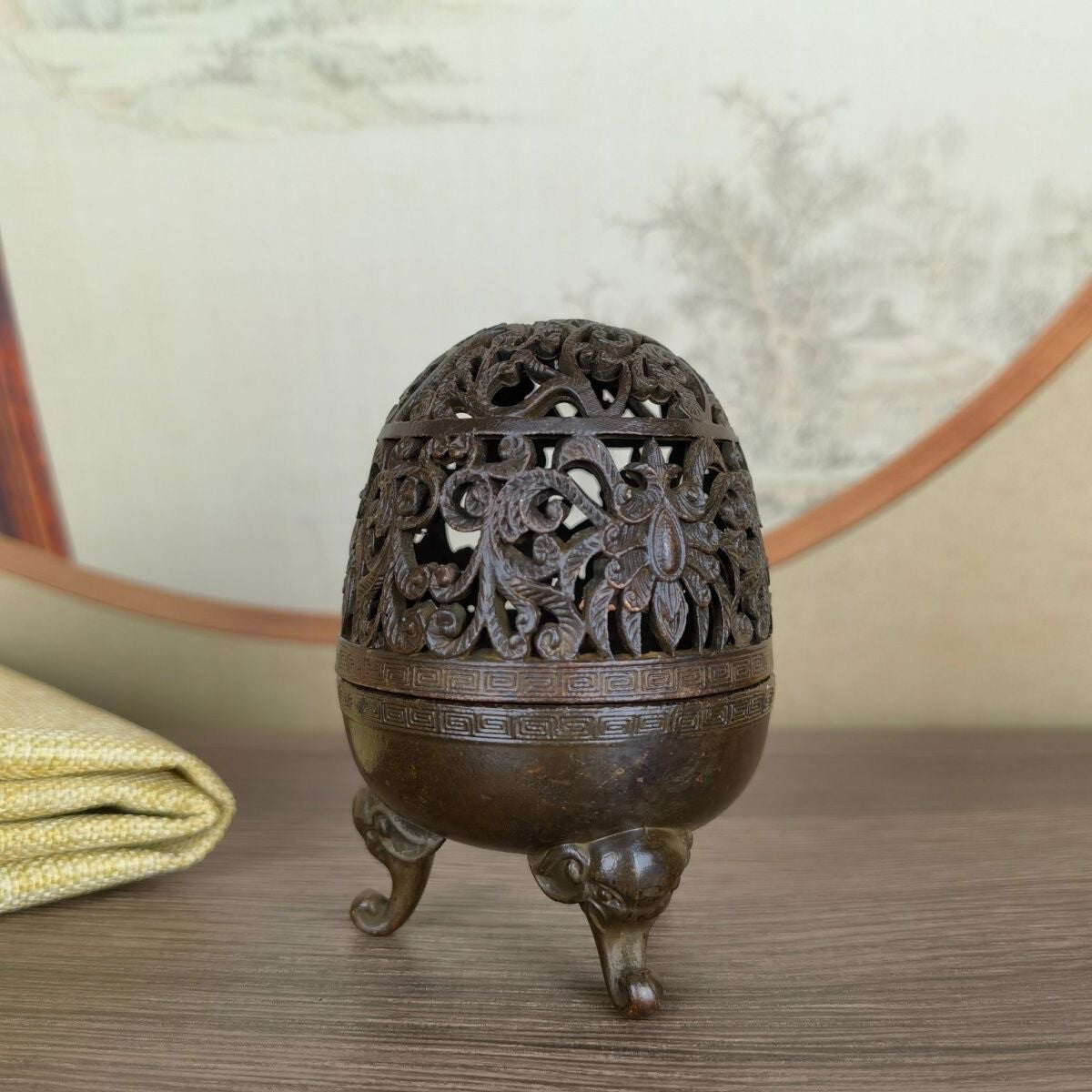 Chinese old Bronze collectable flower incense burner buddha Gift