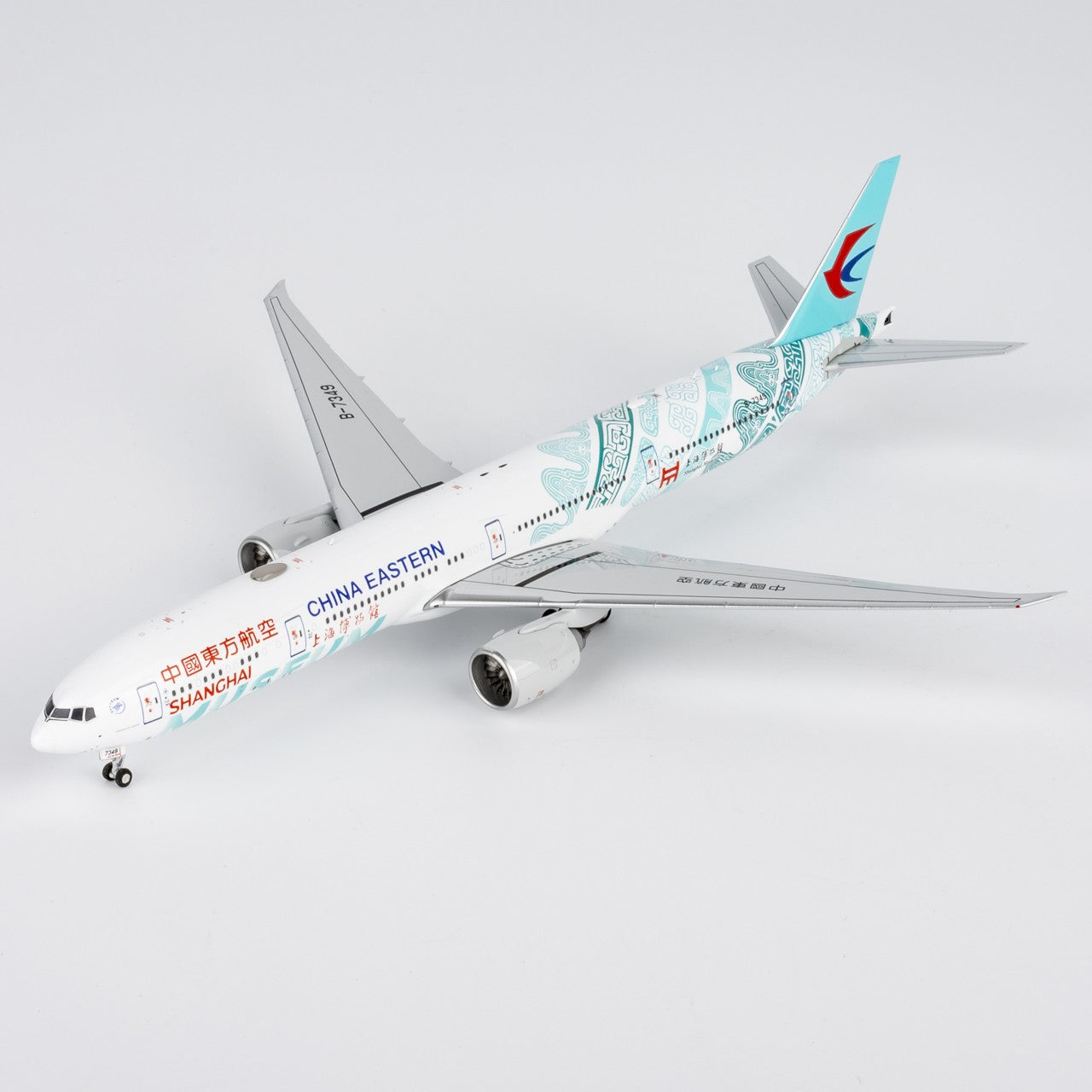 1:400 NGmodels China Eastern Boeing 777-300ER Passenger Diecast Airplane Model