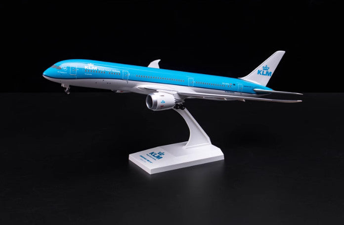 32CM 1:200 Risesoon KLM Boeing 787-9 Passenger Aircraft ABS Plastic Plane Model