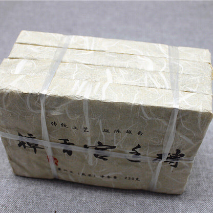250g Yunnan Pu'er Tea Camphor Palace Tea Brick Ripe Tea Menghai Palace Brick