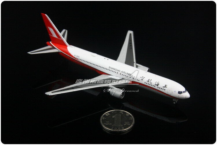 1:400 JC Wings SHANGHAI AIRLINES BOEING 767-300 Passenger Airplane Diecast Model