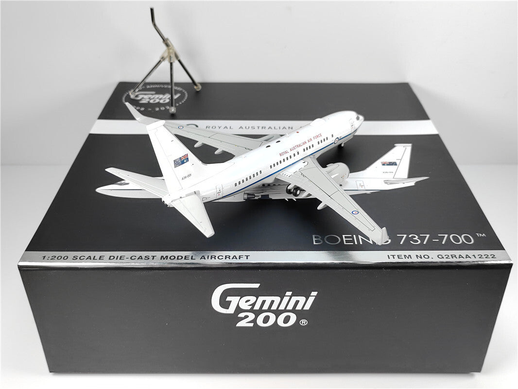 1:200 Geminijets ROYAL AUSTRALIAN AIR FORCE B737-700 Airplane Diecast Model