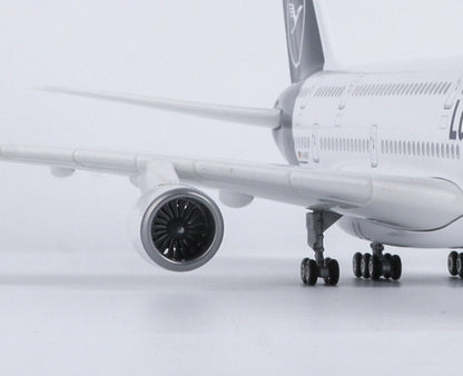 46CM 1:160 Lufthansa AIRBUS A380 Passenger Airplane Landing Gear Resin Model