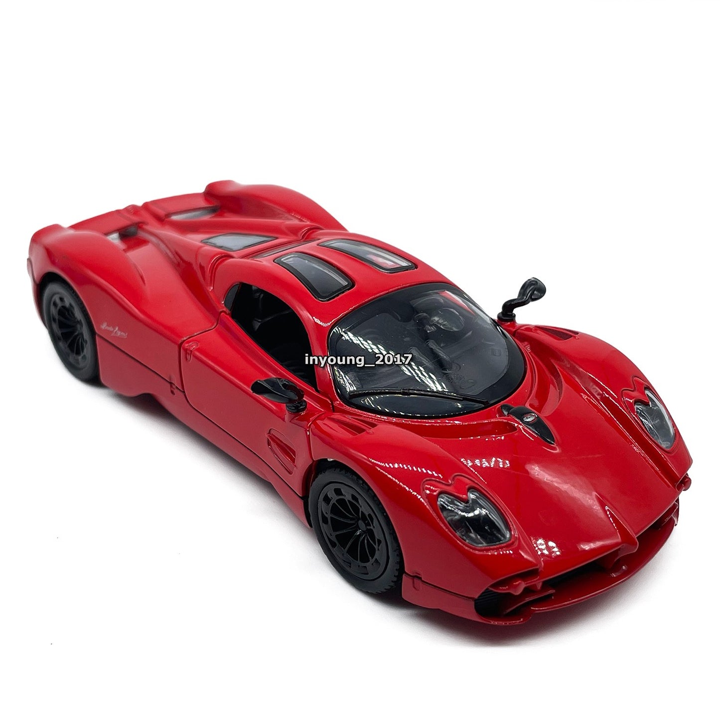 1/36 Pagani Utopia 2024 Model Car Diecast Toy Cars Toys for Boys Kids Gifts Red