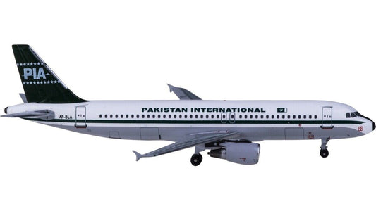 1:400 AeroClassics PIA AIRBUS A320 Passenger Airplane Diecast Aircraft Model