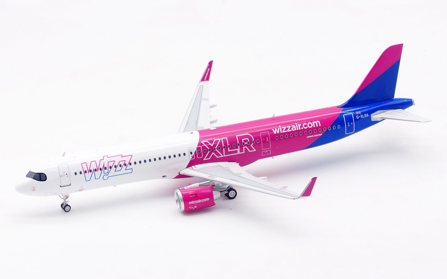 1:200 InFlight Wizz Air A321NEO Passenger Airplane Diecast Aircraft Model