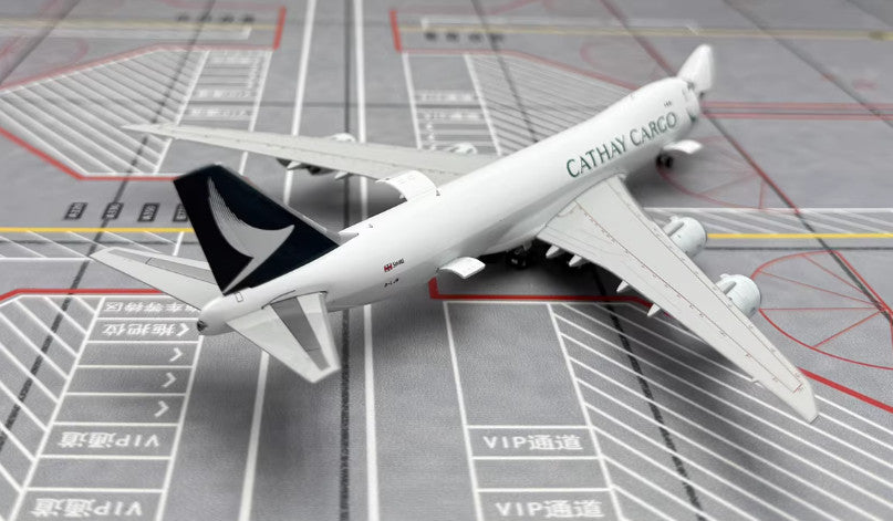 1:400 YY Wings CATHAY CARGO BOEING B747-8F Plane Aircraft Diecast Airplane Model