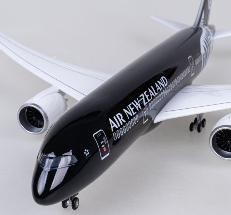 1:130 43CM AIR NEW ZEALAND BOEING 787 Airplane Landing Gear Resin Aircraft Model