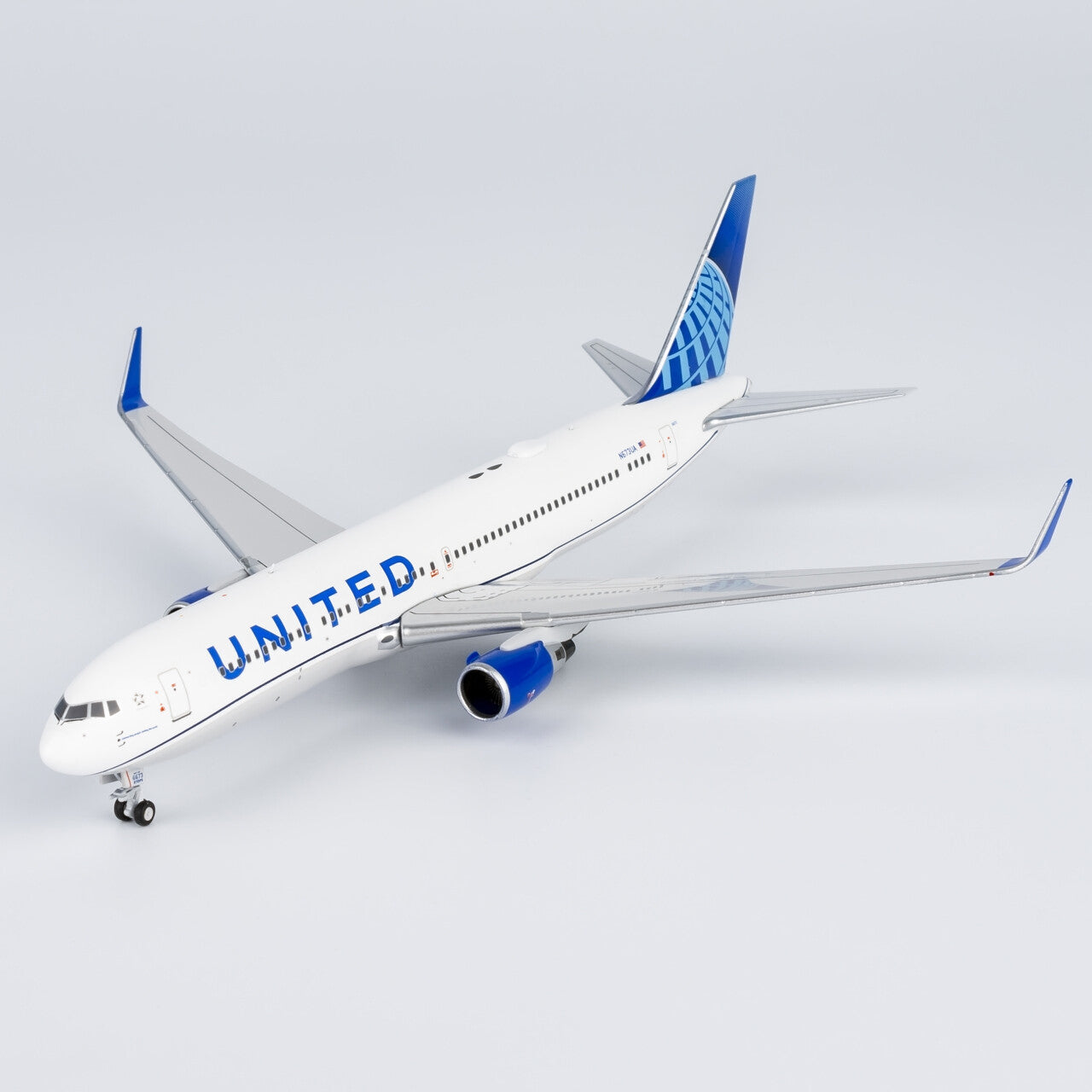 1:400 NGmodels United Airlines Boeing 767-300ER Passenger Airplane Diecast Model