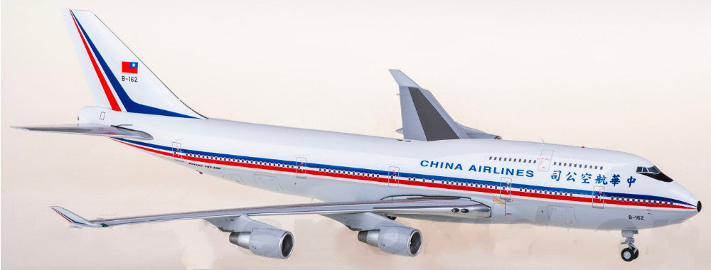 1:200 JC Wings China Airlines Boeing 747-400 Passenger Diecast Airplane Model