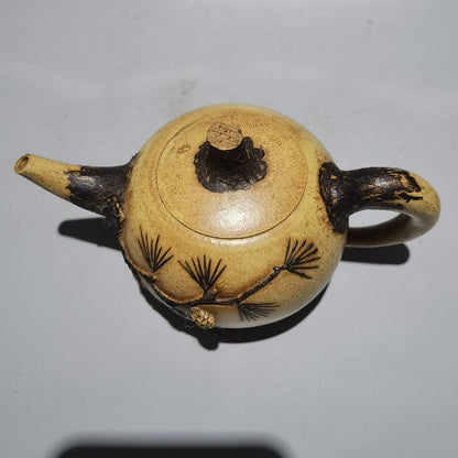 Chinese Yixing Zisha Clay Handmade Exquisite Teapot（松针壶 底款：汪寅仙 ）