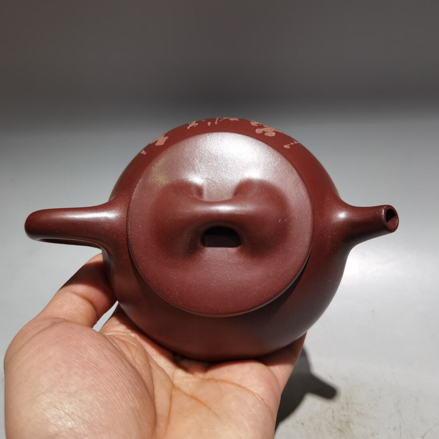 Chinese Yixing Zisha Clay Handmade Exquisite Teapot （石瓢壶 底款：顾景舟 )