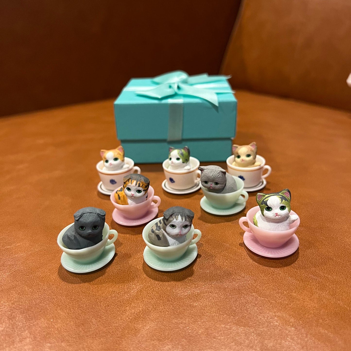 New Cat Statue, Super Cute Cat Model, Tea Cup Cat, Set of 8 Pieces, 0.8 Inches