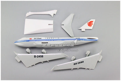 1:200 35CM AIR CHINA BOEING 747-400 Passenger Airplane ABS Plastic Plane Model