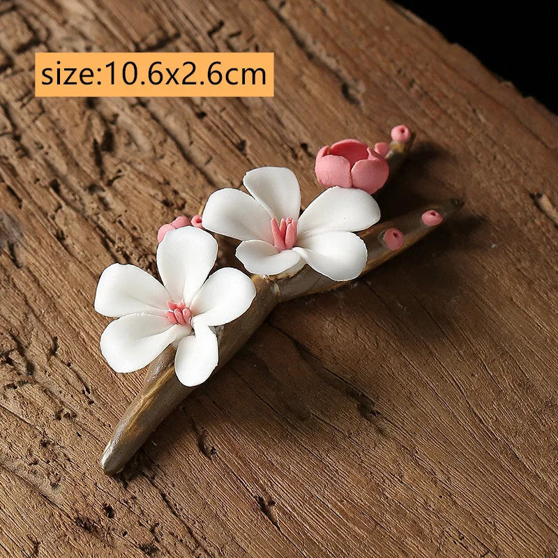 Chinese Ceramic Tea Pet Decoration Handmade Flower Shape Tea Teaware Accessories