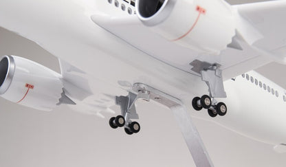 1:130 43CM JAPAN AIRLINES BOEING 787 Passenger Airplane Landing Gear Resin Model