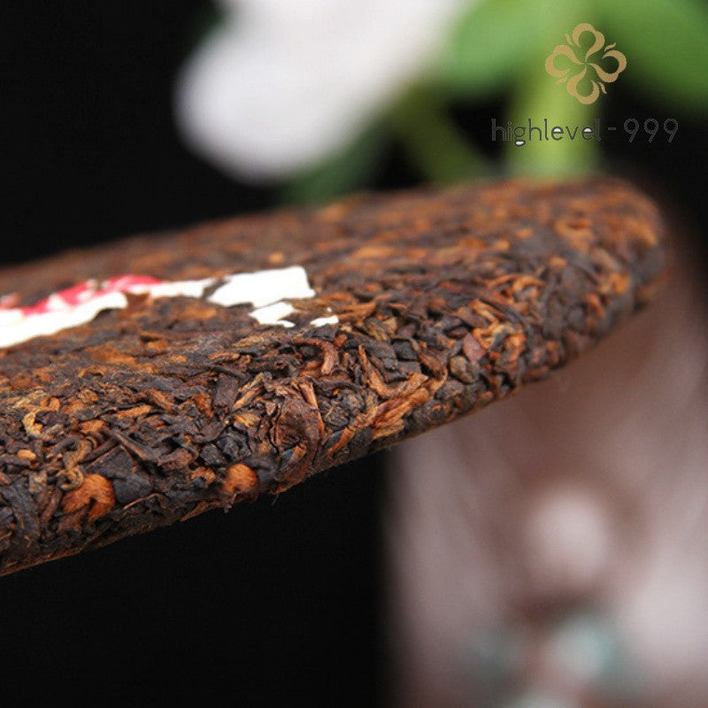 357g Ripe Pu'er Yunnan Yiwu Gongting Old Tree 2006 Compressed Tea Cake