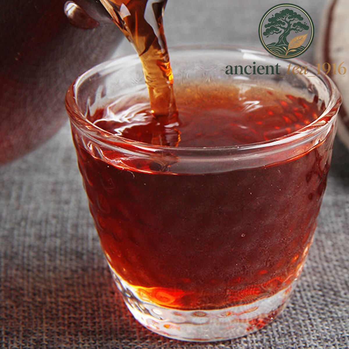 Premium Ripe Pu Erh Tea Brown Mountain Old Tree Cake 357g Natural