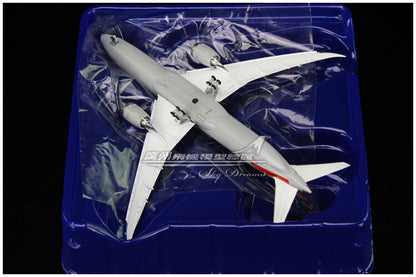1:400 GeminiJets American BOEING 787-9 Passenger Plane Flap Down  Diecast Model