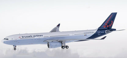 1:200 32CM Phoenix Brussels Airlines A330-300 Passenger Airplane Diecast Model