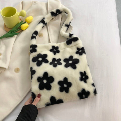 Flower Pattern Shoulder Bag Elegant Underarm Bag Faux Fur Handbag 30*20*5 CM 1PC