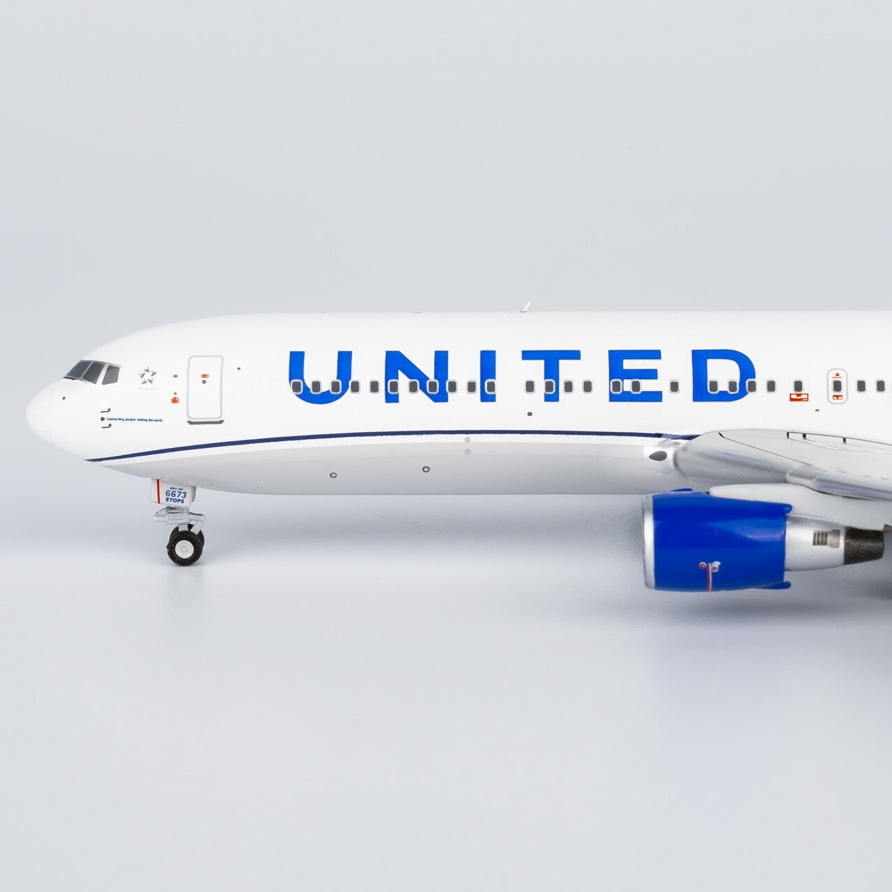 1:400 NGmodels United Airlines Boeing 767-300ER Passenger Airplane Diecast Model