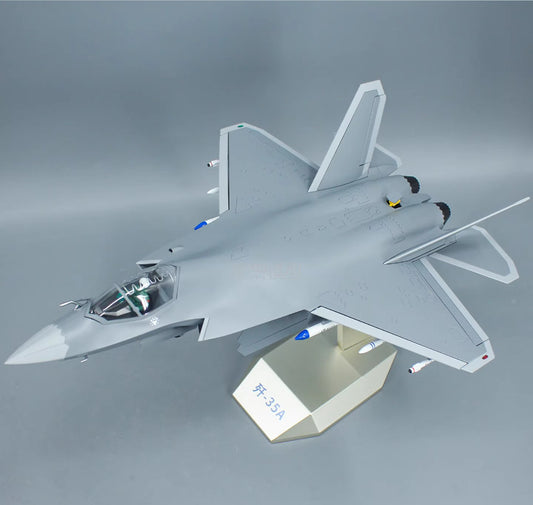 1:35 42CM AVIC J-35A Stealth Fighter Jet Plane Diecast Military Aircraft Model