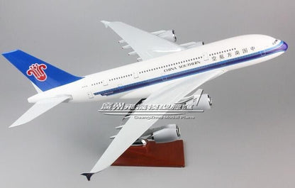 45CM 1:160 CHINA SOUTHERN AIRBUS A380 B-6136 Passenger Airplane Resin Model