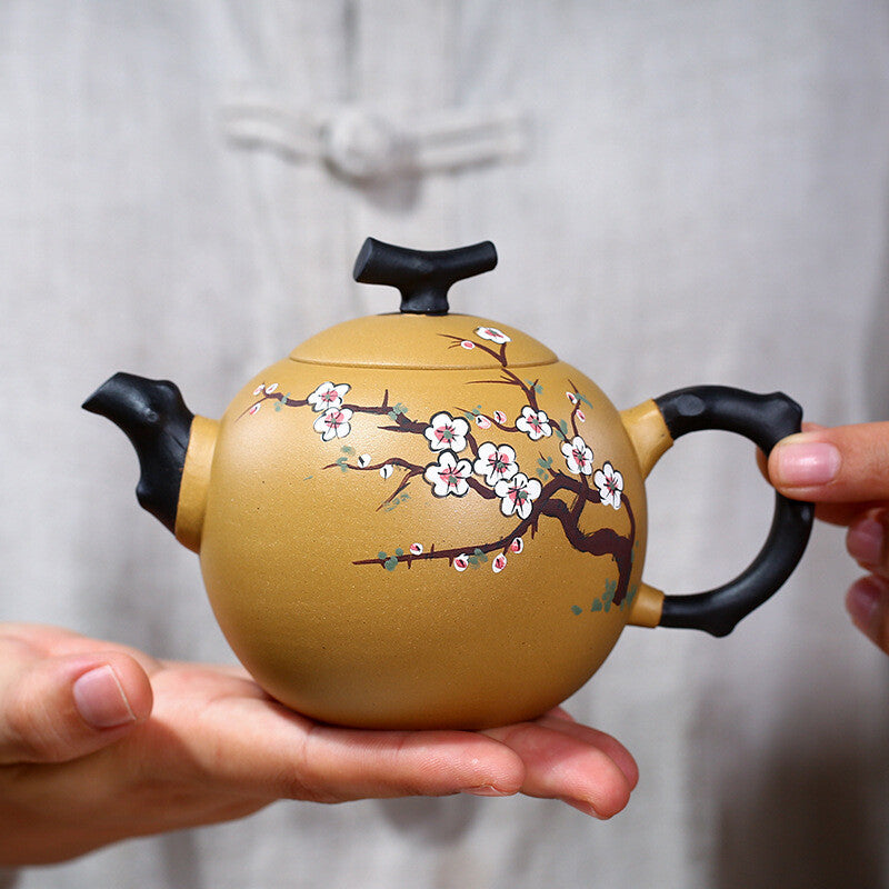 China Yixing Zisha Pottery Duan Clay Handmade 300cc Plum Blossom Teapot