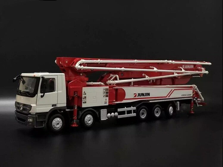 1:35 160CM JUNJIN JXRZ61-6.18HP 62M Concrete Pump Truck Machine Diecast Model