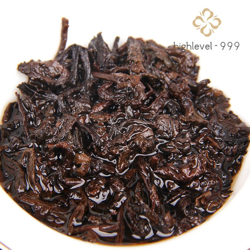 357g Ripe Pu'er Yunnan Yiwu Gongting Old Tree 2006 Compressed Tea Cake
