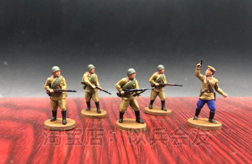 1/72 5Pcs World War II Soviet Infantry Model