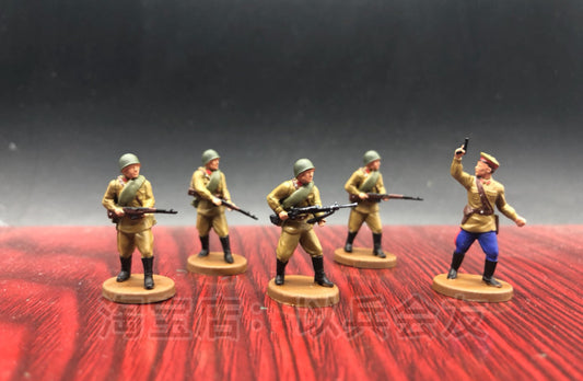 1/72 5Pcs World War II Soviet Infantry Model